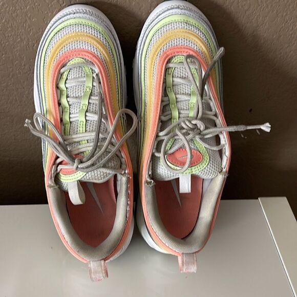 Women’s Air Max 97 Essential 'White Melon mint Volt' size 6.5 - Picture 5 of 7